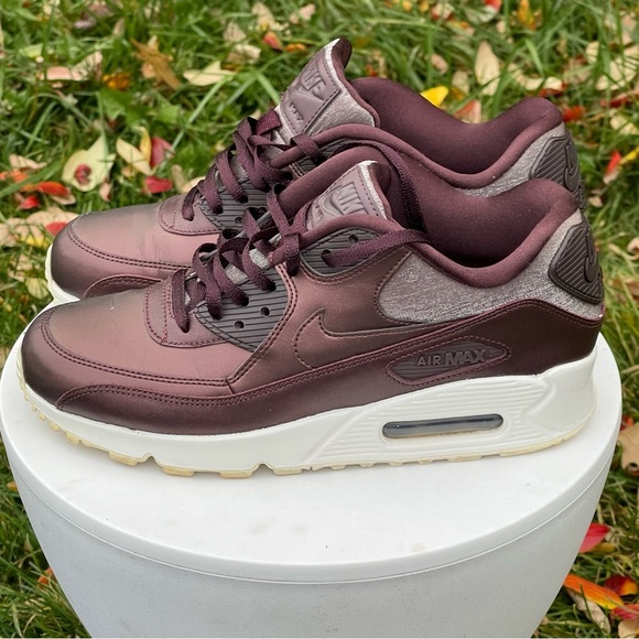 Nike Air Max 90 PRM Shoes Womens 8 Metallic Mahogany Running Sneakers 896497-903 - Picture 3 of 13